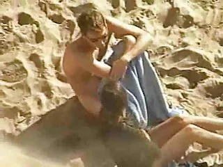 MILF ver peliculas porno en español online pilla a pareja joven