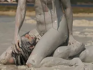 El pelicula porno completa subtitulada culo de una preciosa rubita desplegada